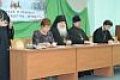 ЛІСТАПАД І РУЖЫ на архіерэйскім падвор’і