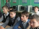 В деревне Яглевичи состоялась встреча прихожан храма и ребят местной школы с выставкой «Спасая взятых на смерть»